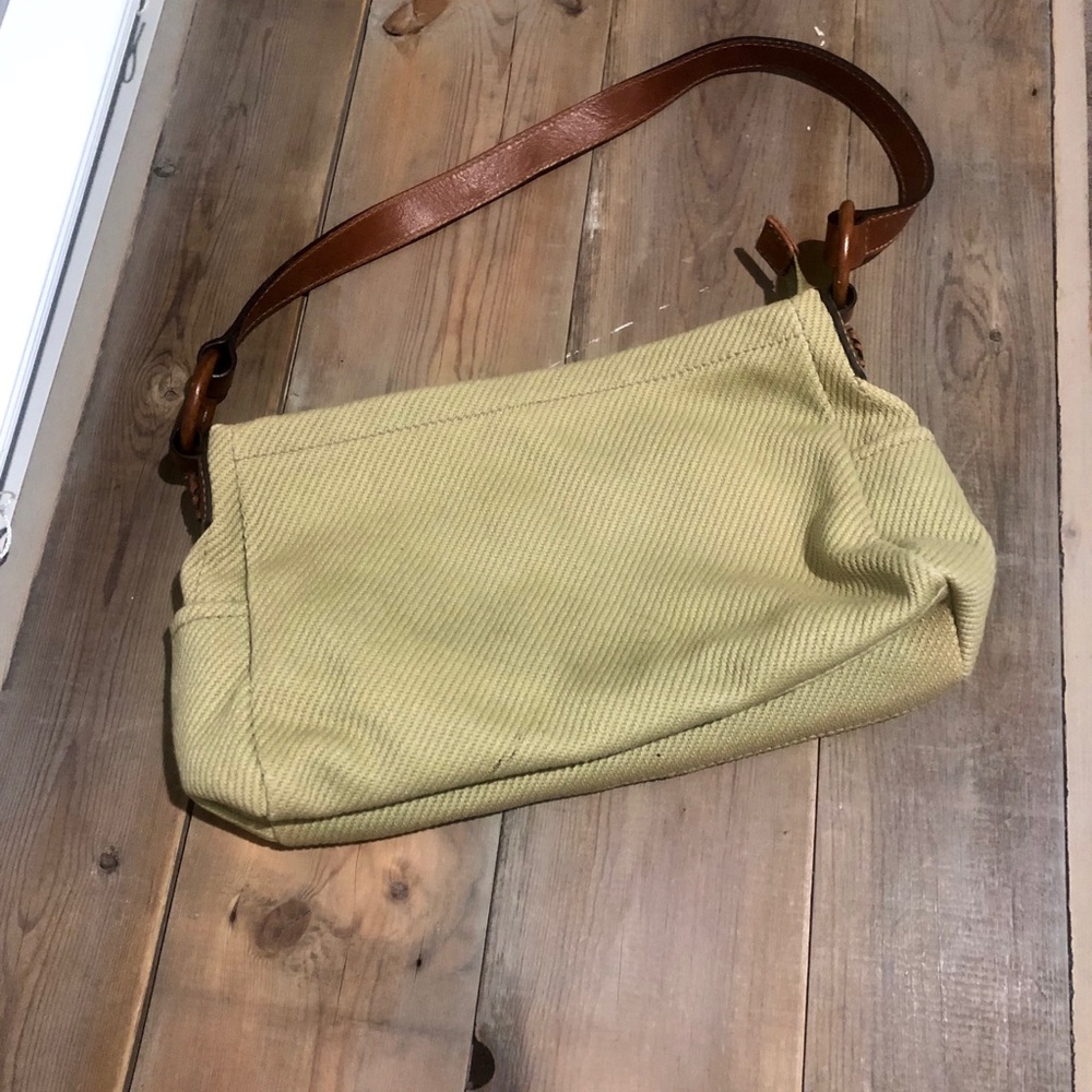 Small green Fossil purse